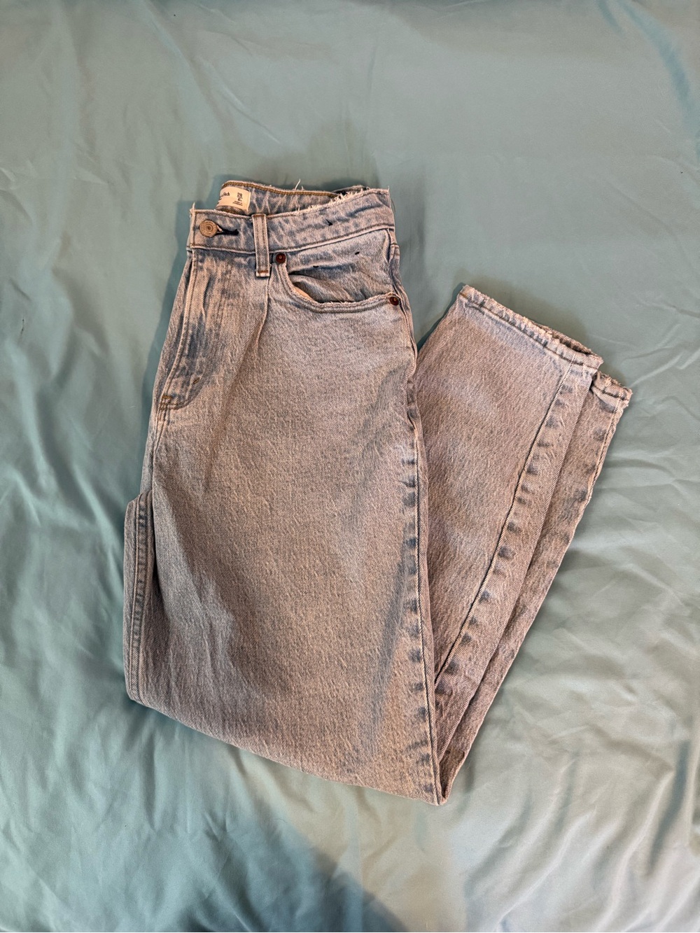 Abercrombie & Fitch 80s Mom High-Rise Women's Jeans